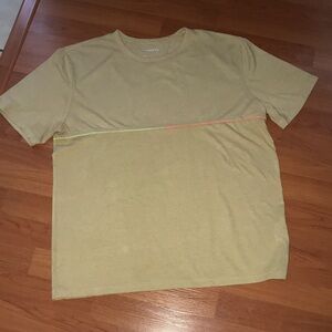 Express Men’s T-Shirt with Subtle Stripe